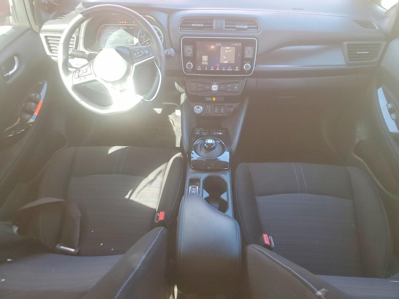 2023 NISSAN LEAF
