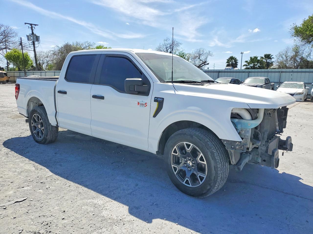 2024 FORD F-150 Lightning