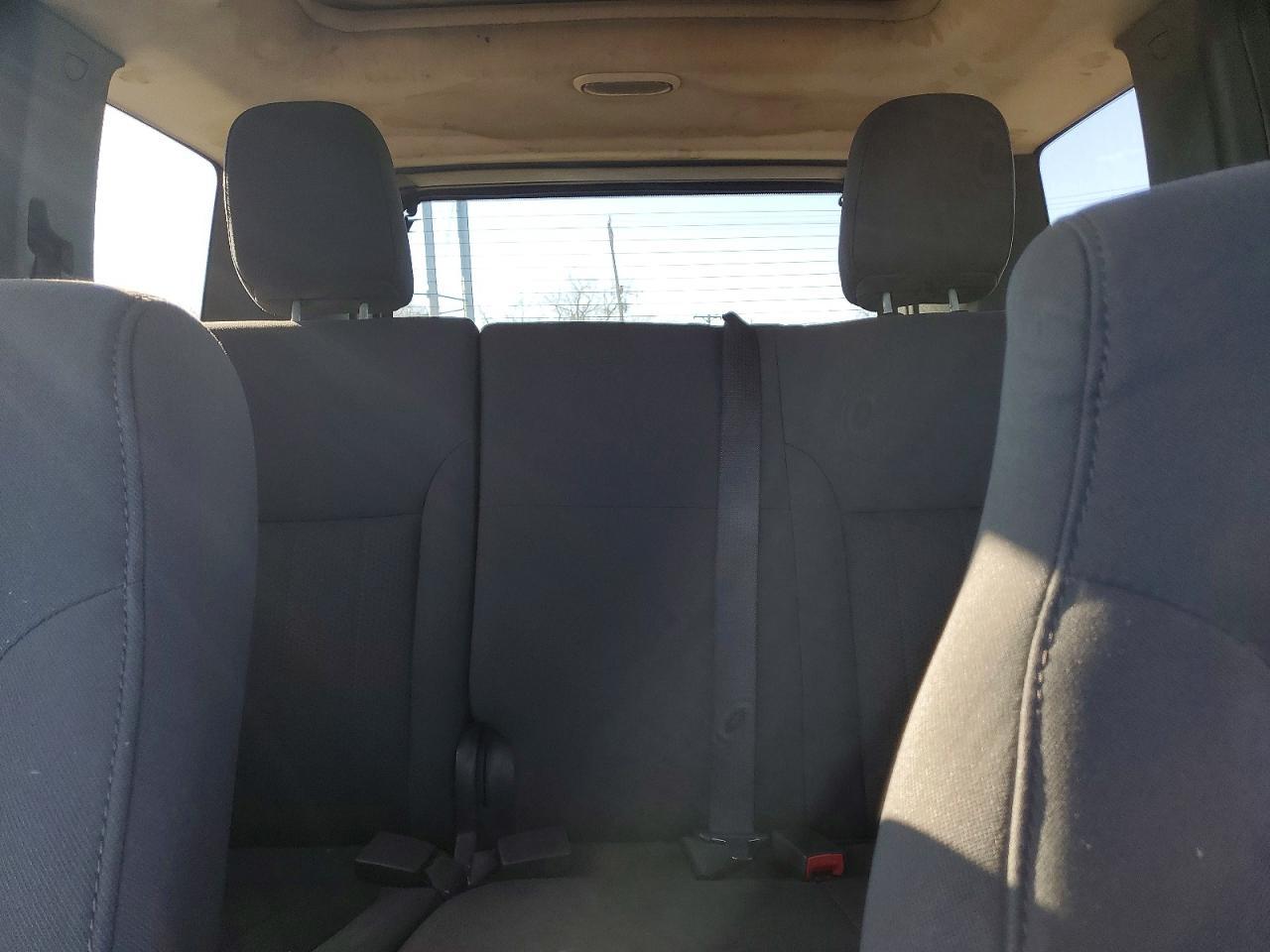 2012 JEEP Liberty