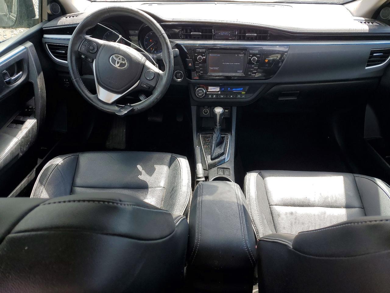 2015 TOYOTA COROLLA