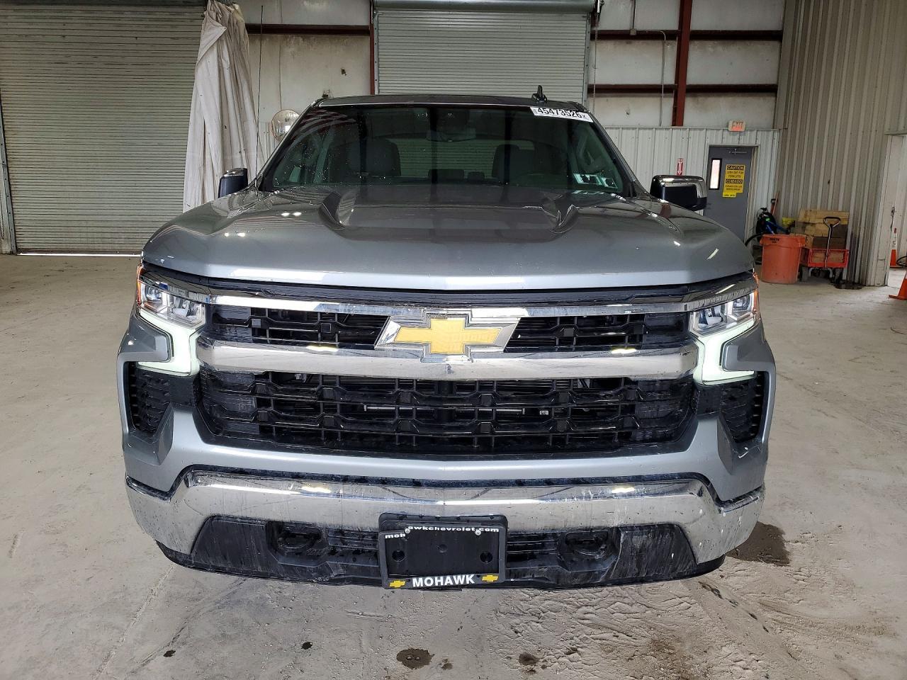 2025 CHEVROLET Silverado