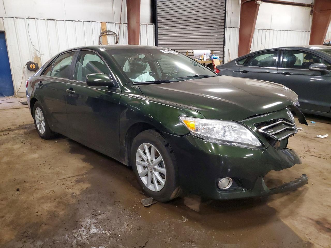 2010 TOYOTA CAMRY