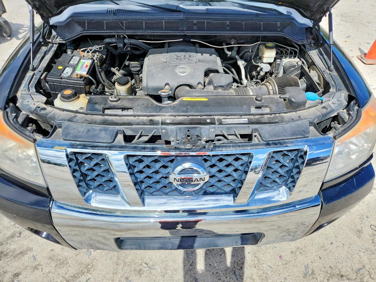 2015 NISSAN Titan