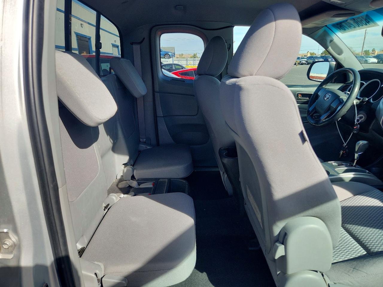 2012 TOYOTA TACOMA