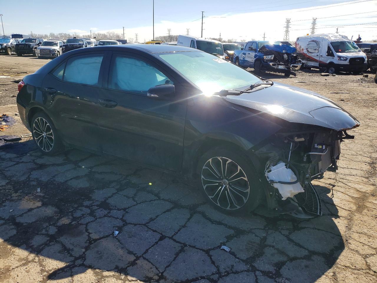2015 TOYOTA COROLLA