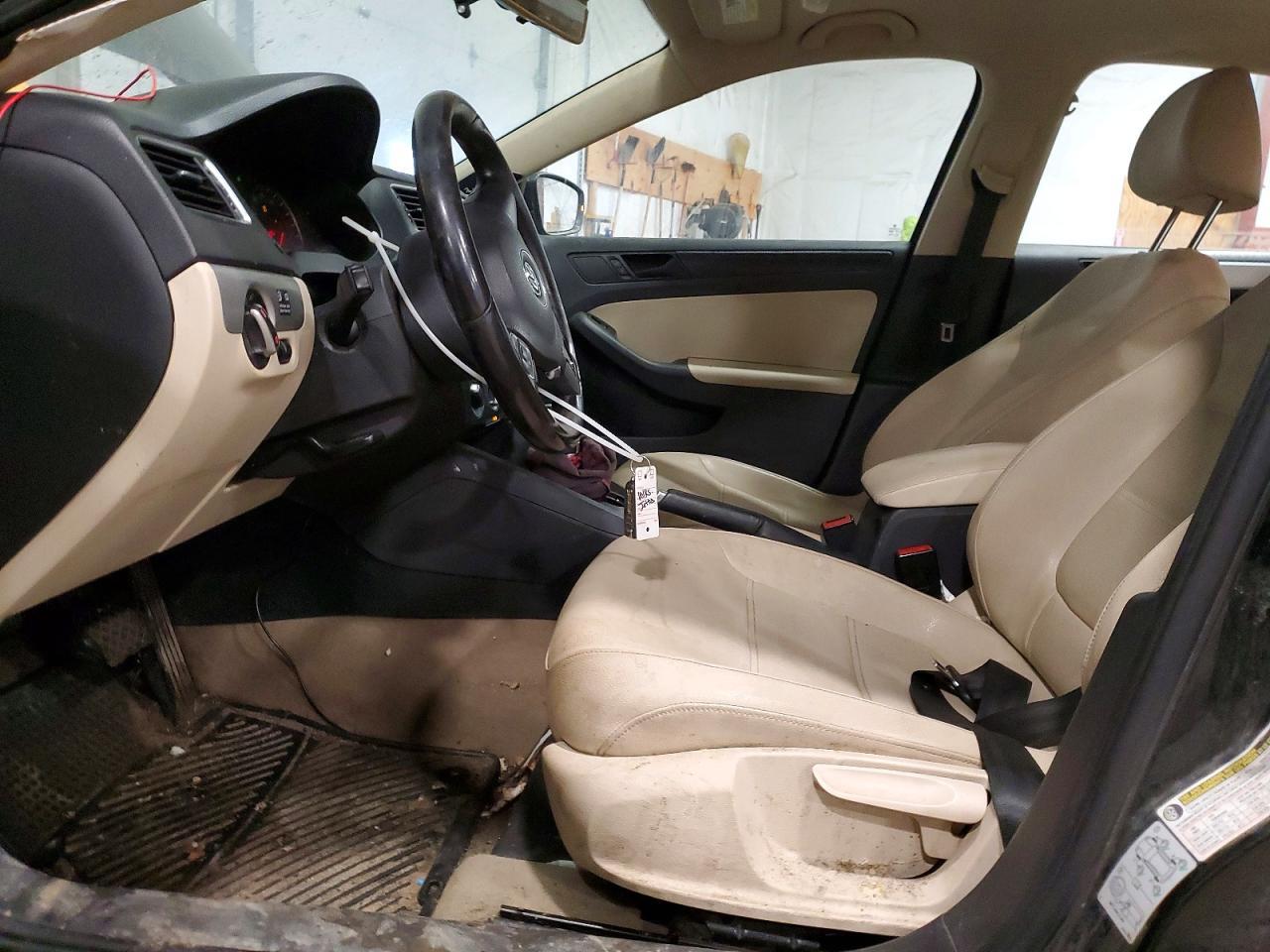 2012 VOLKSWAGEN JETTA