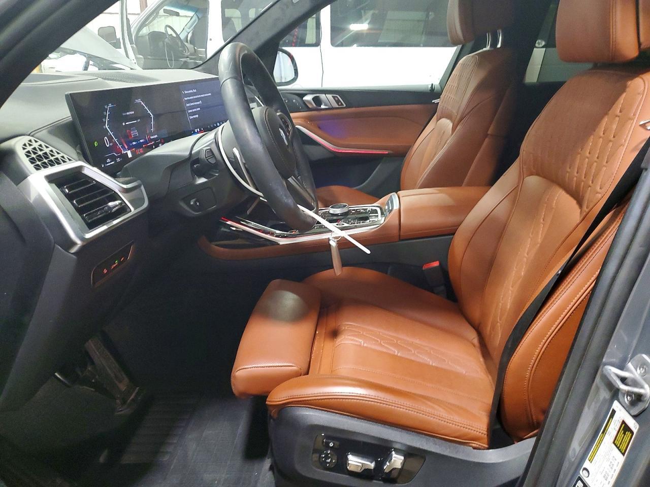 2025 BMW X7
