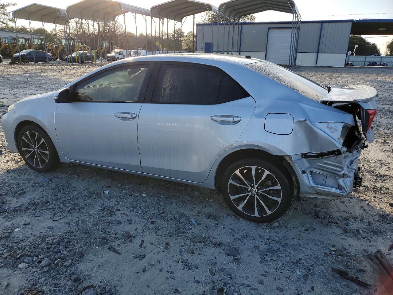 2017 TOYOTA COROLLA