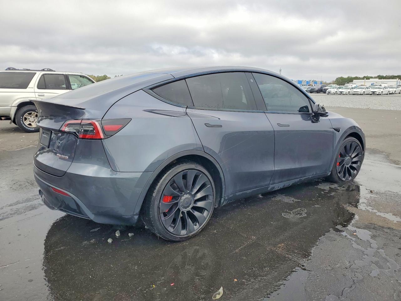 2022 TESLA MODEL Y