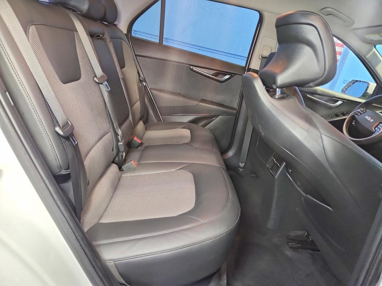 2023 KIA Niro