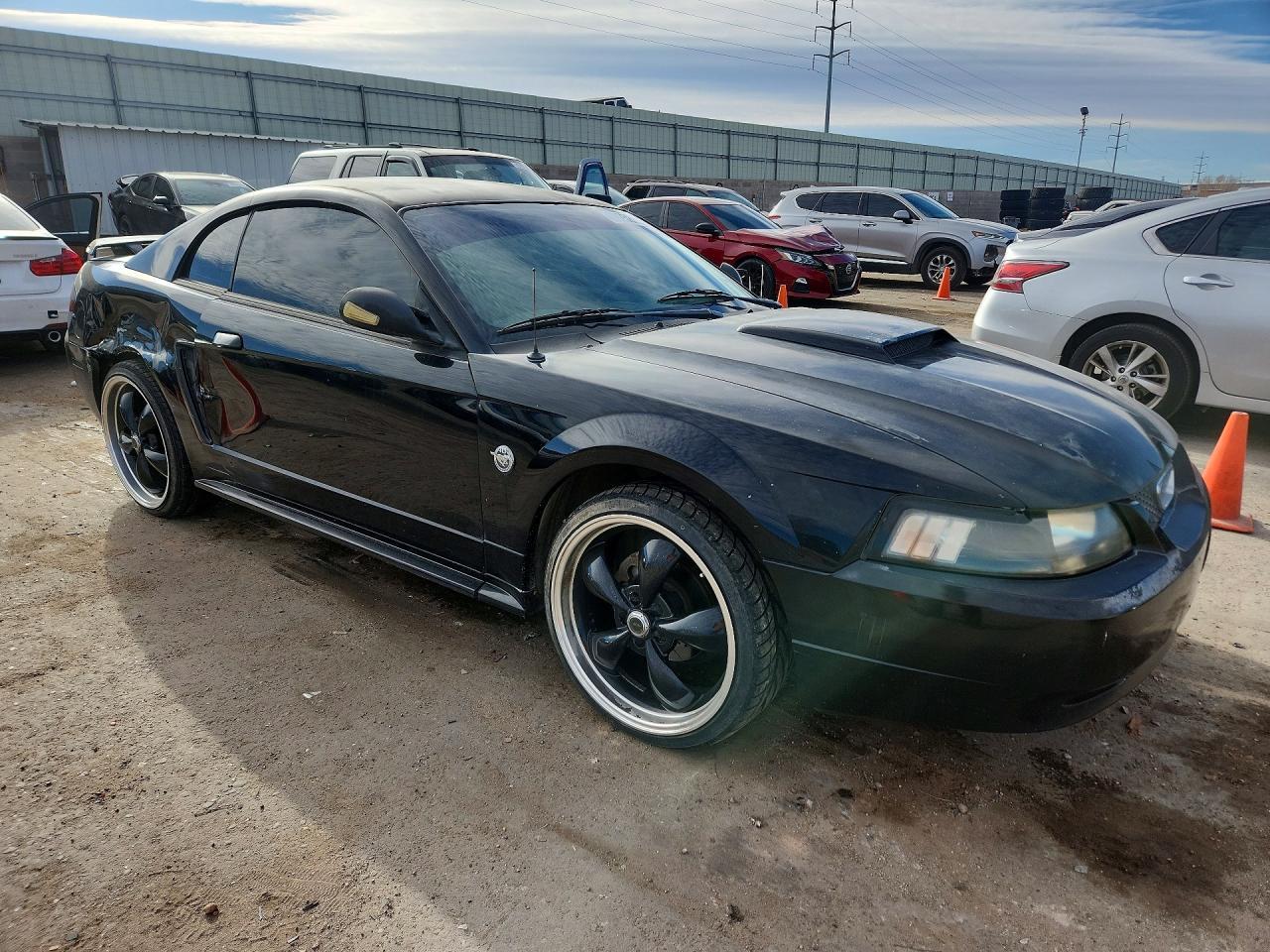 2004 FORD MUSTANG