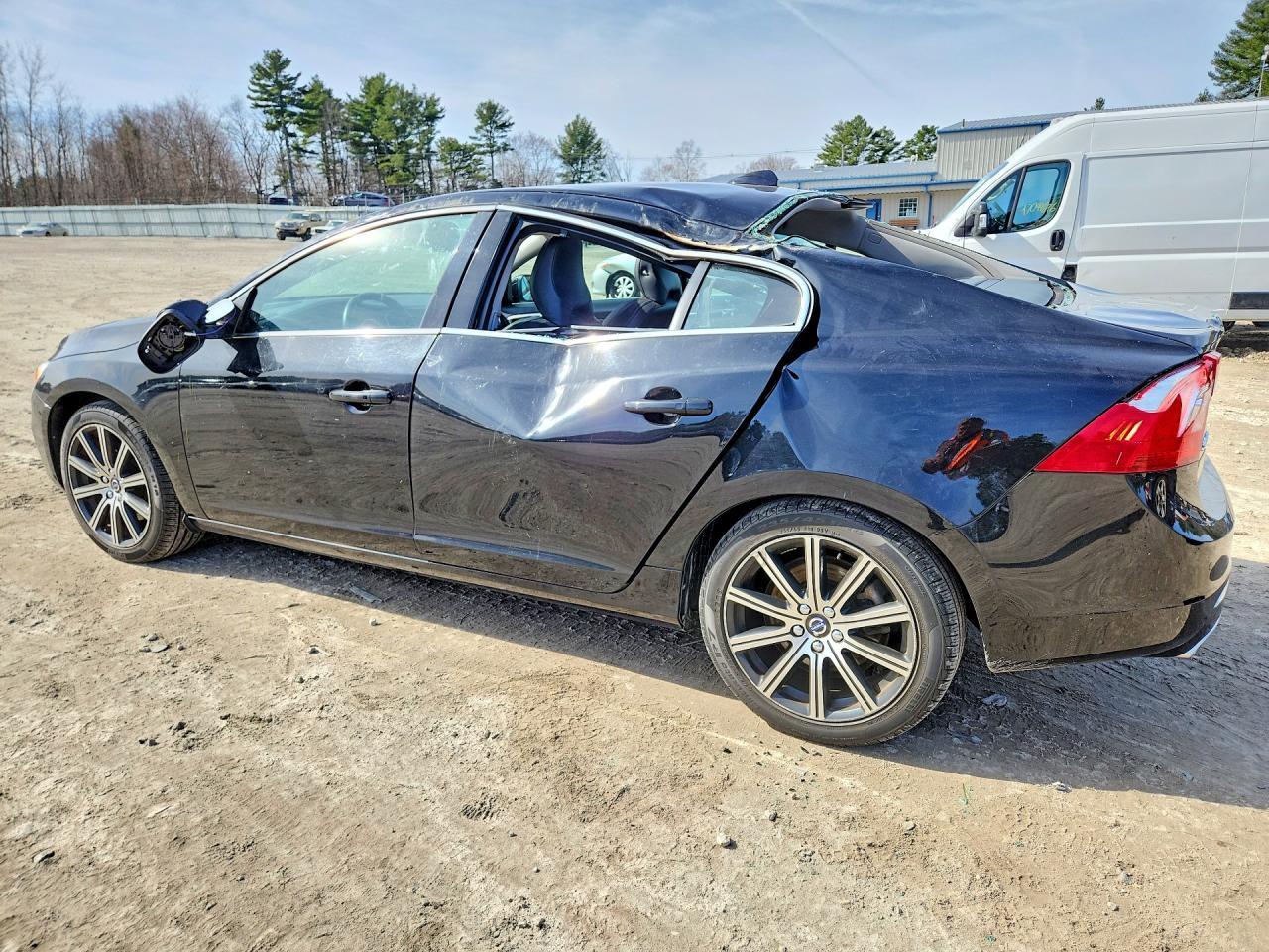 2018 VOLVO S60