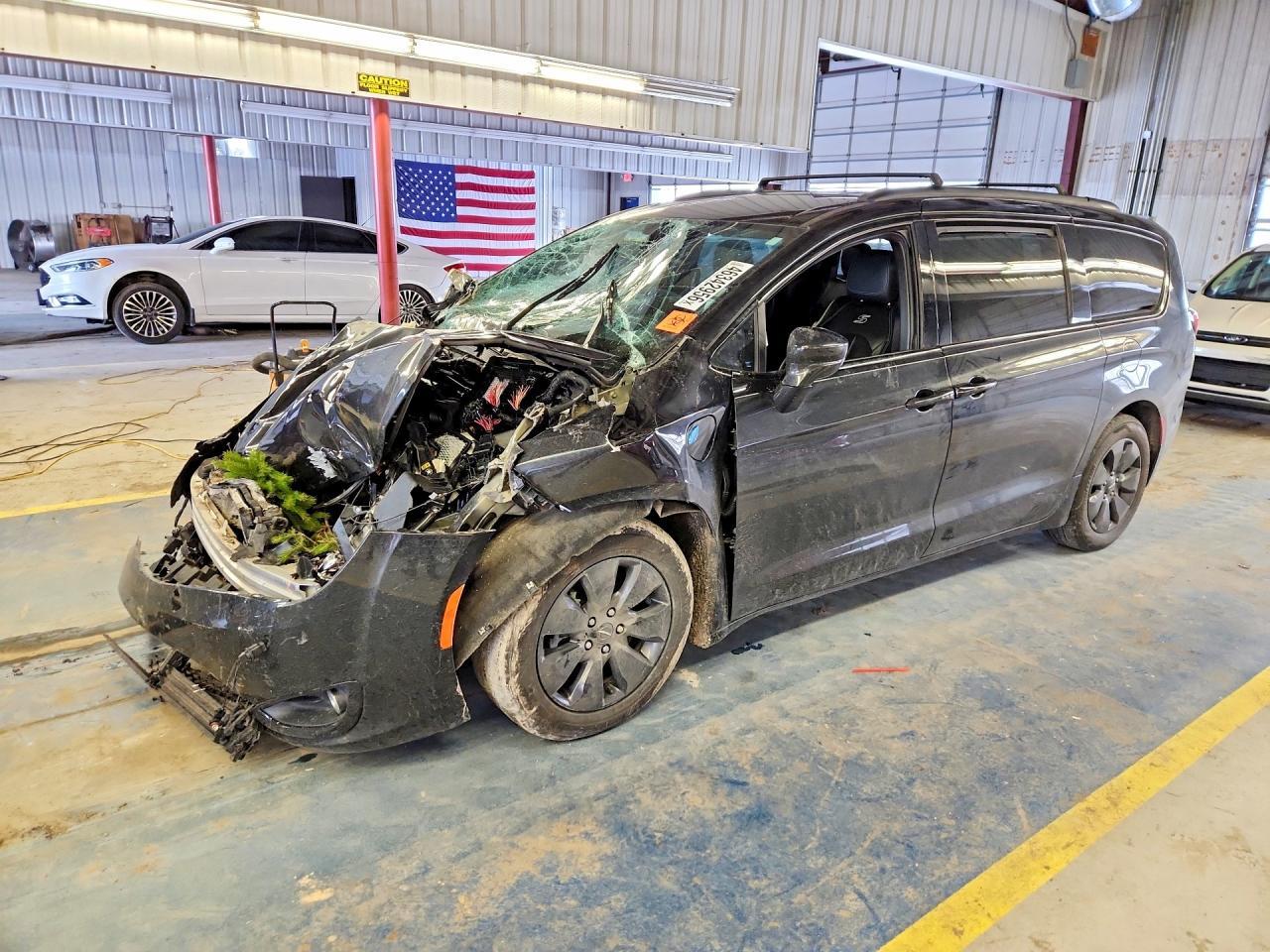 2020 CHRYSLER Pacifica