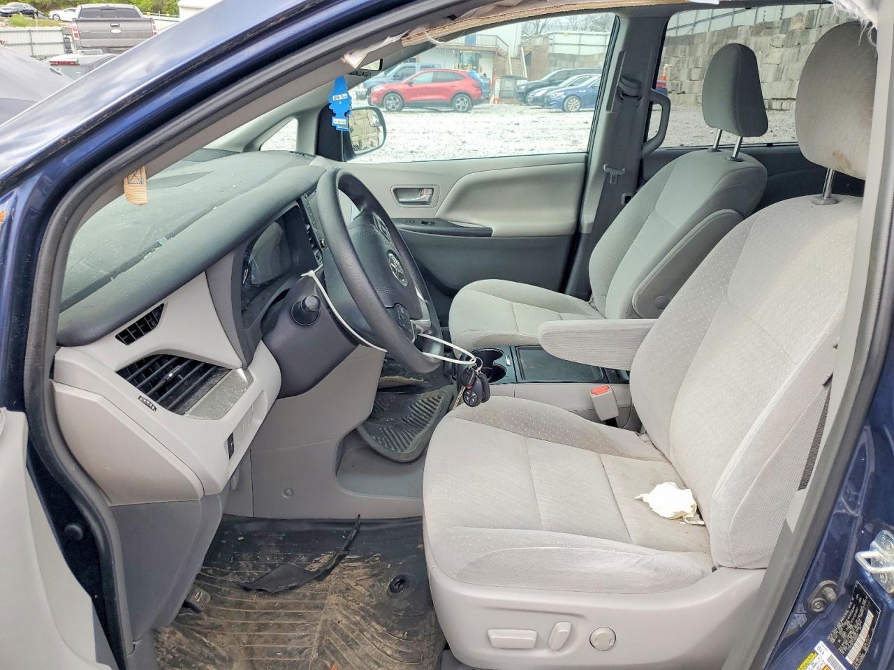 2018 TOYOTA SIENNA