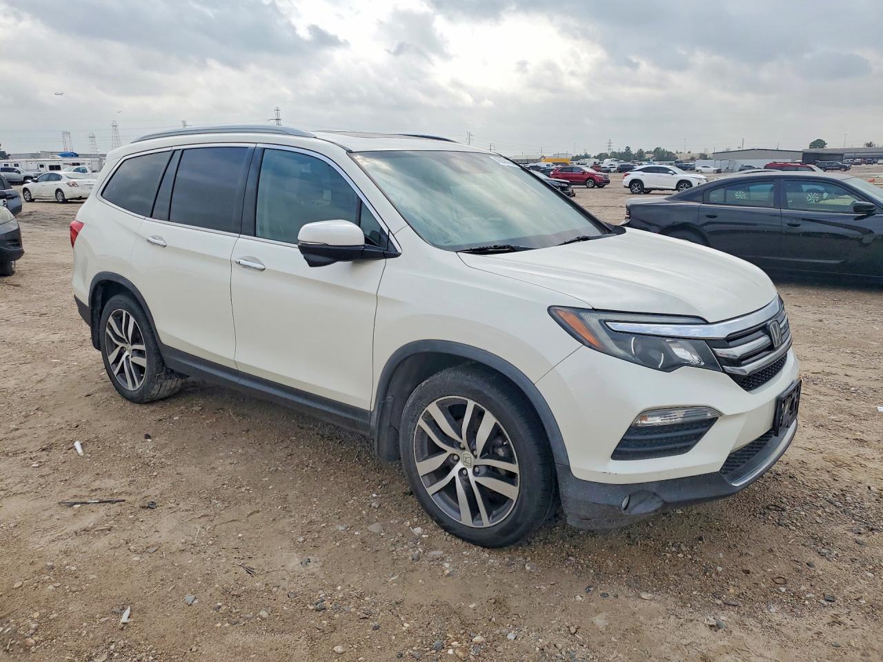 2016 HONDA PILOT