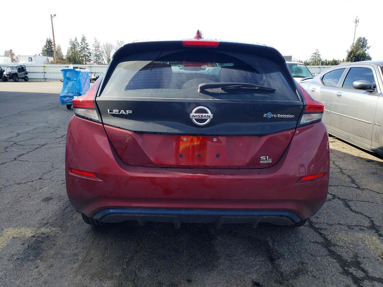 2020 NISSAN LEAF