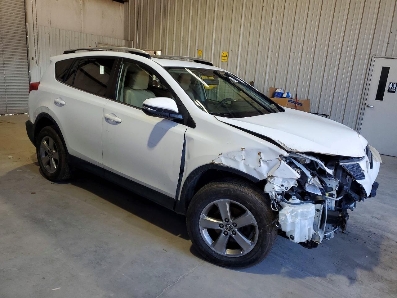 2015 TOYOTA RAV4
