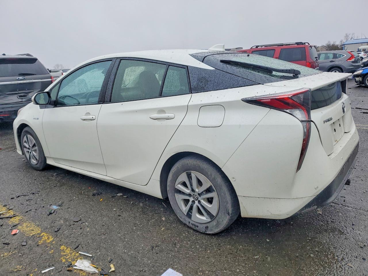 2017 TOYOTA PRIUS