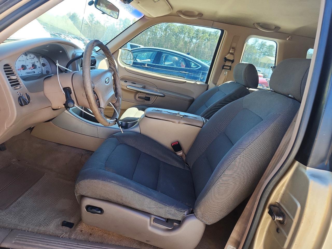 2001 FORD Explorer Sport Trac