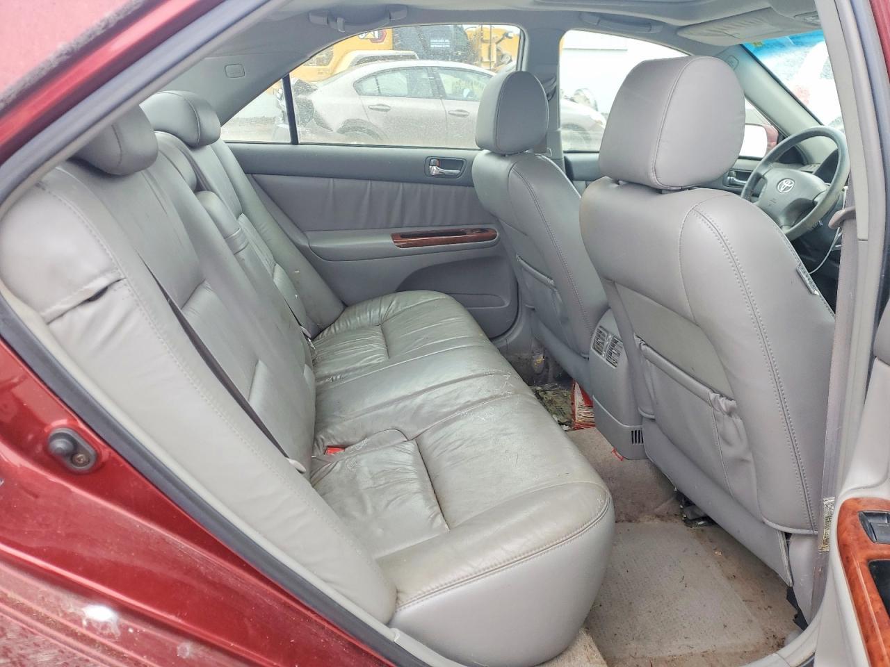 2004 TOYOTA CAMRY