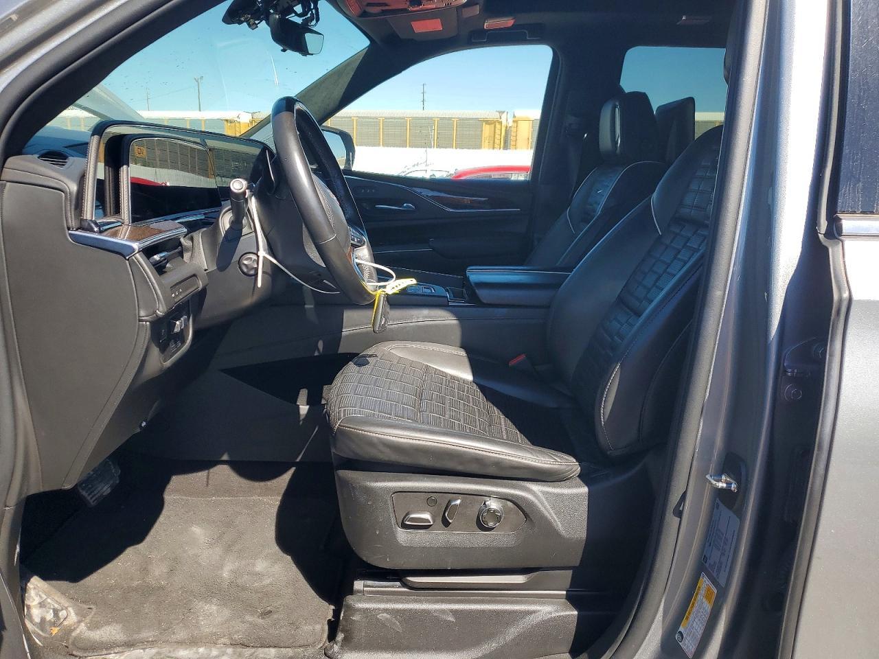 2023 CADILLAC ESCALADE