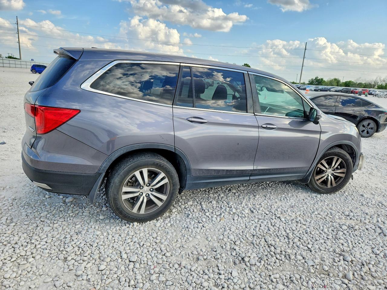 2016 HONDA PILOT