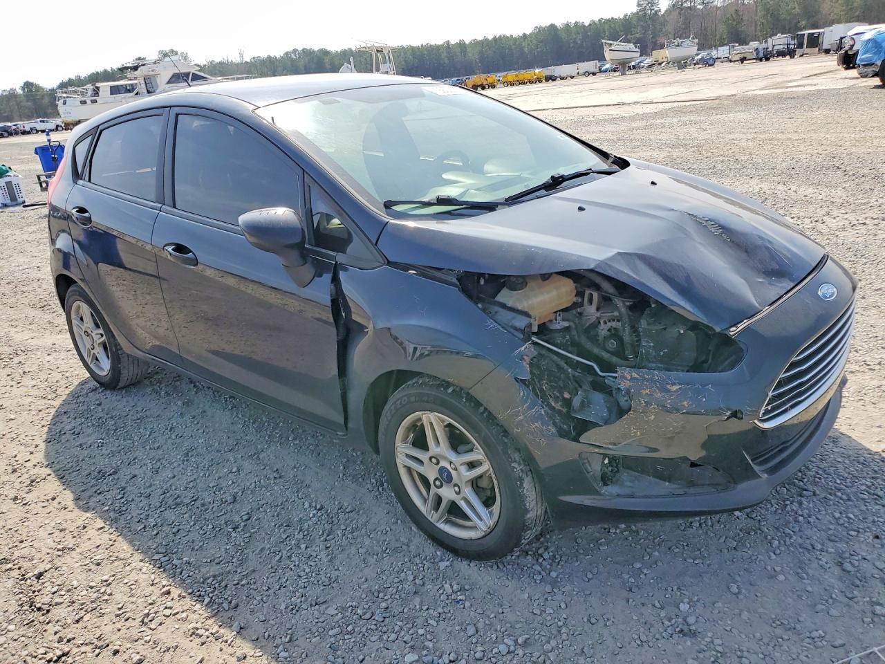 2018 FORD Fiesta