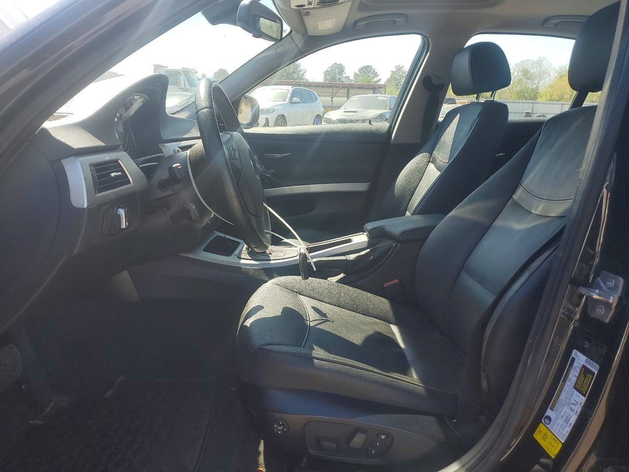 2011 BMW 3 SERIES