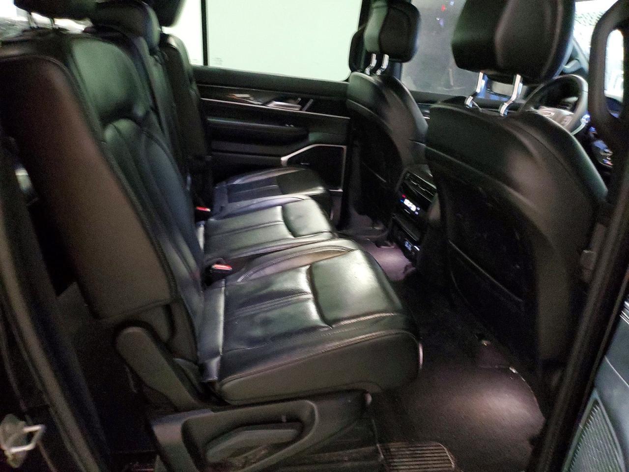 2022 JEEP Wagoneer