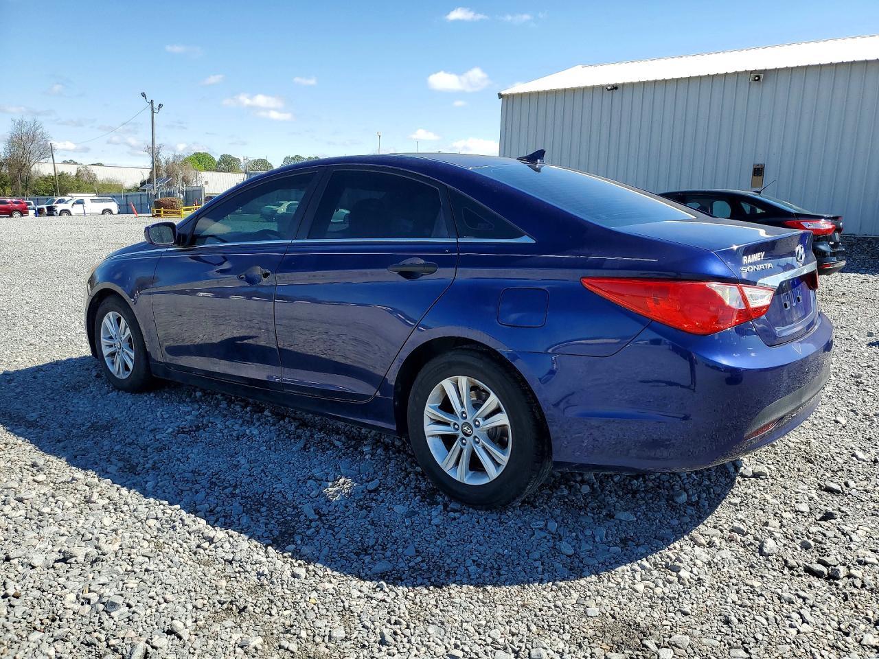 2011 HYUNDAI SONATA
