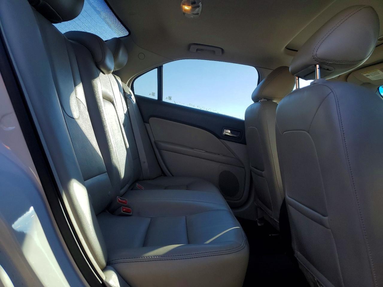 2012 FORD FUSION