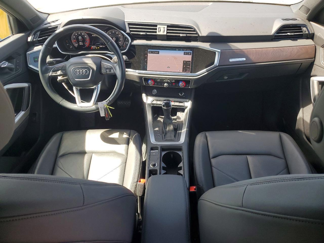 2019 AUDI Q3