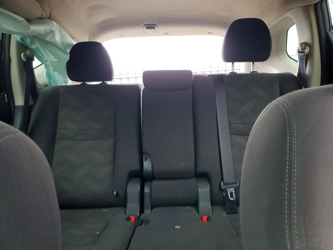 2016 NISSAN ROGUE