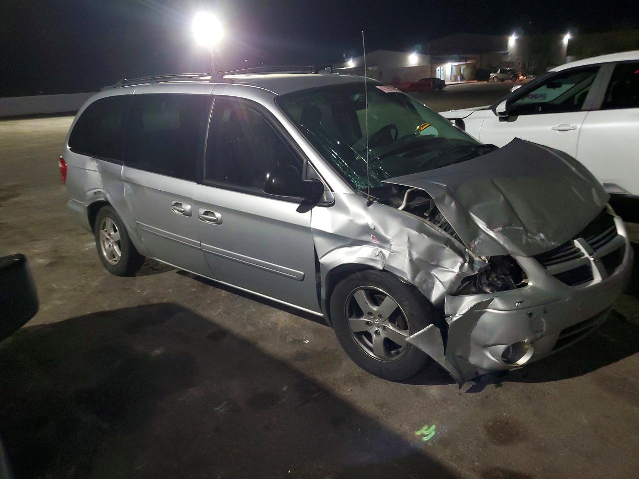 2005 DODGE GRAND CARAVAN