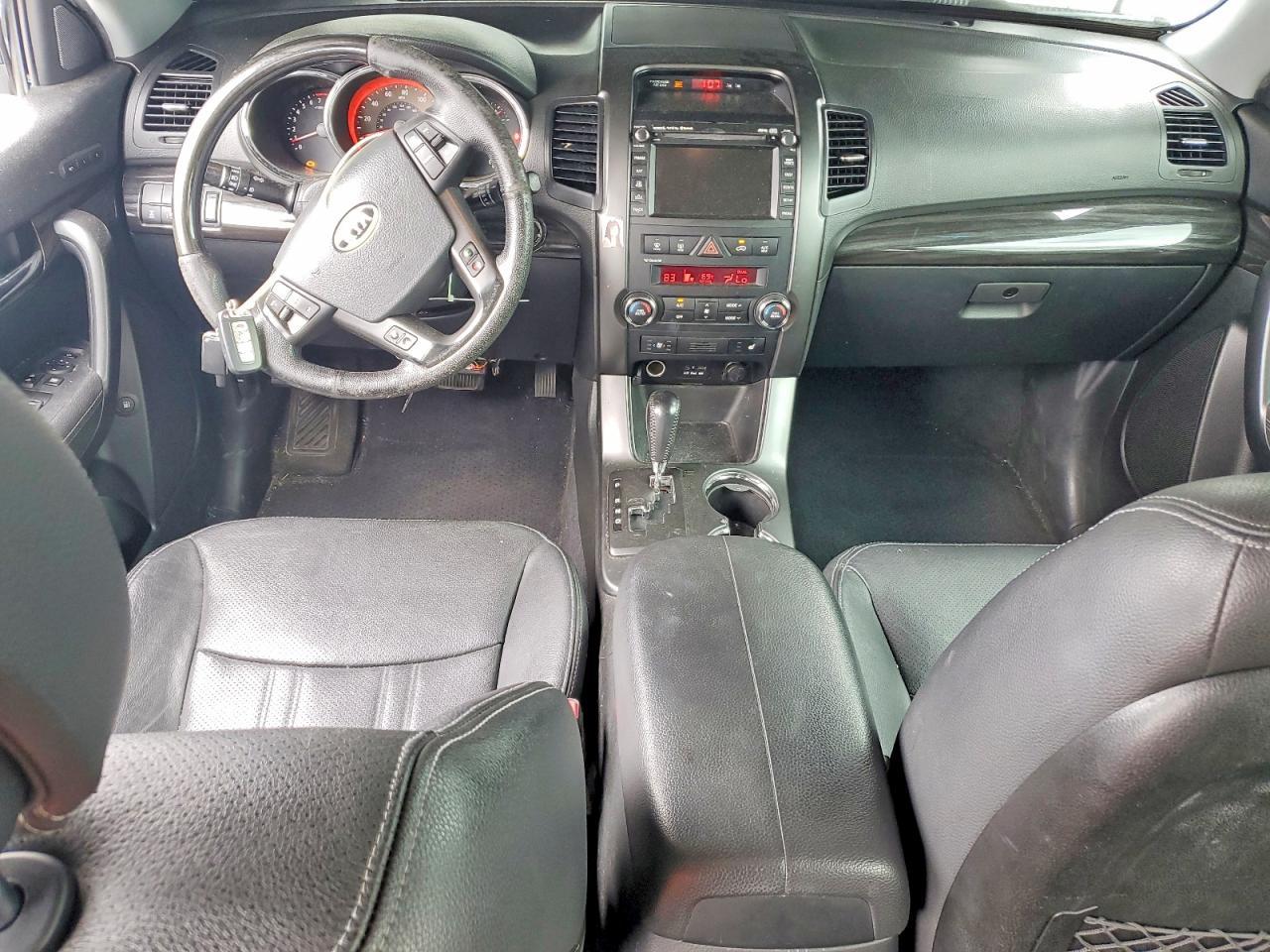 2013 KIA SORENTO