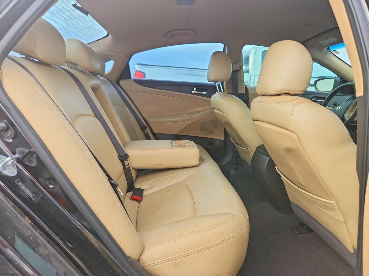 2013 HYUNDAI SONATA