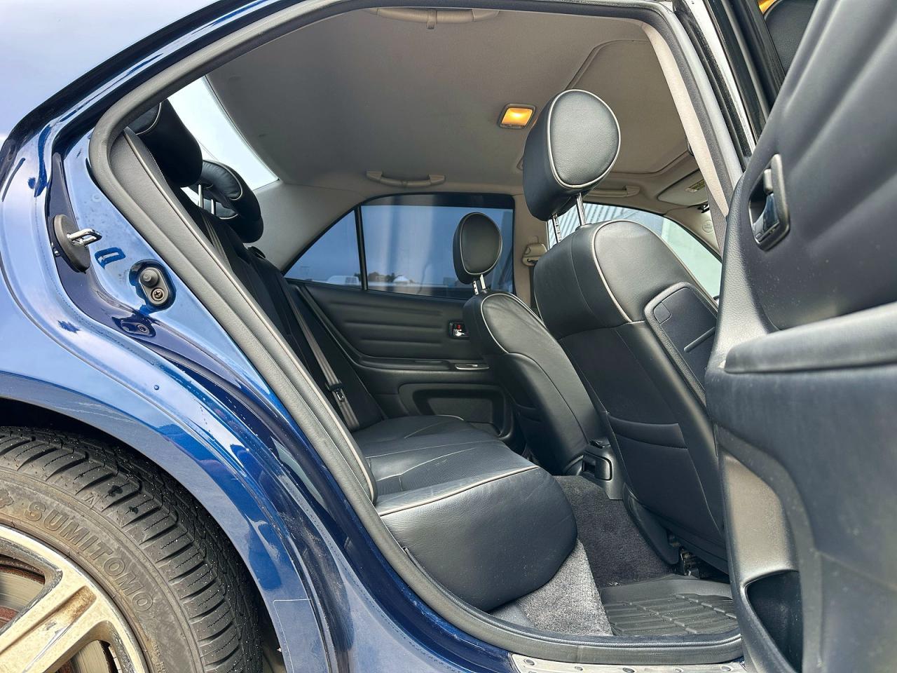 2004 LEXUS IS 300