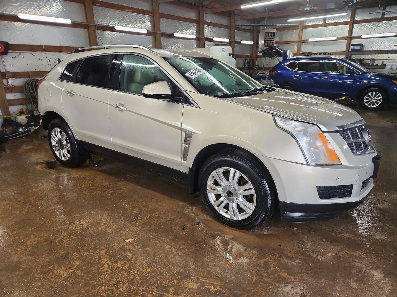 2011 CADILLAC SRX