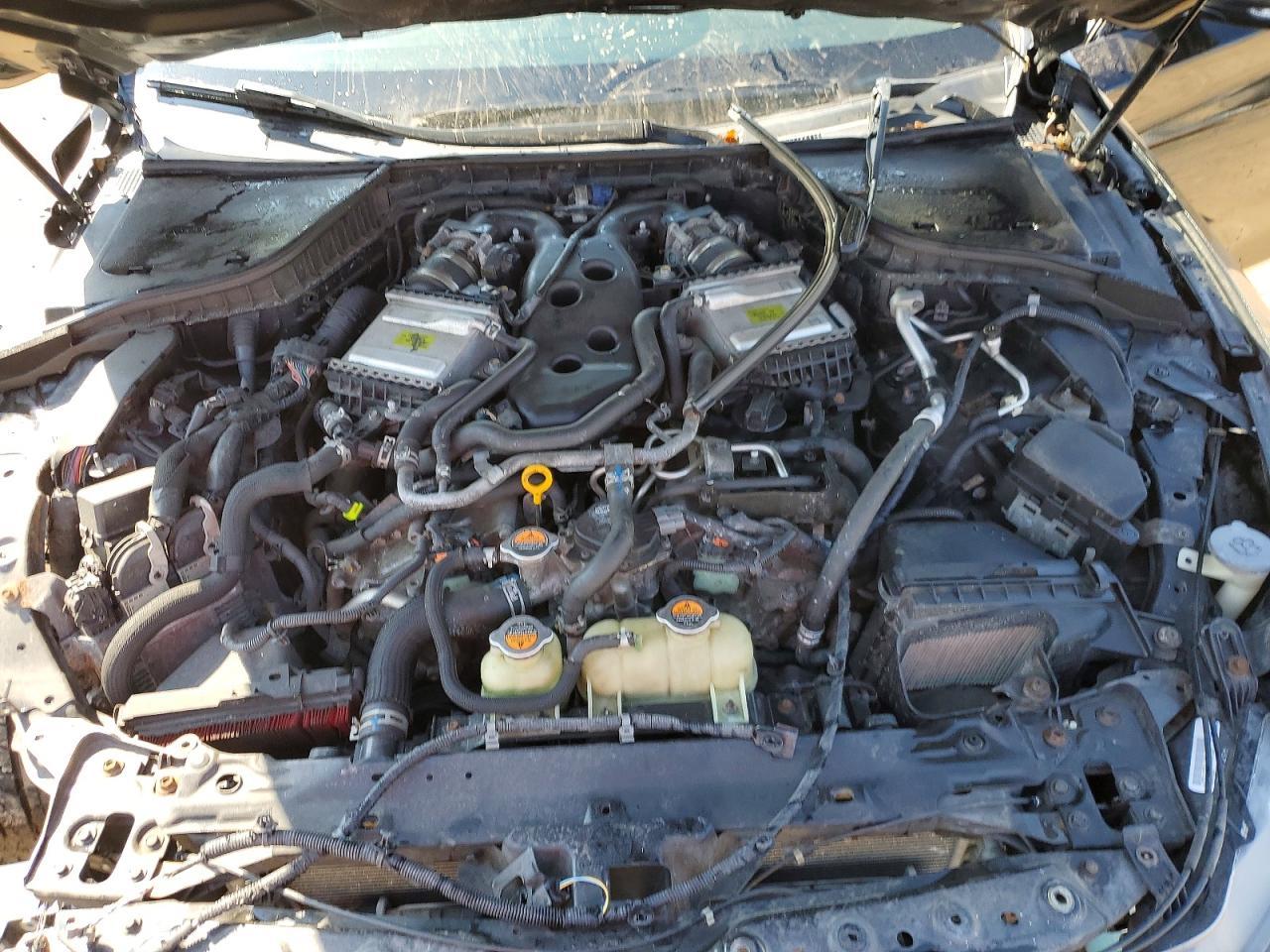 2016 INFINITI Q50