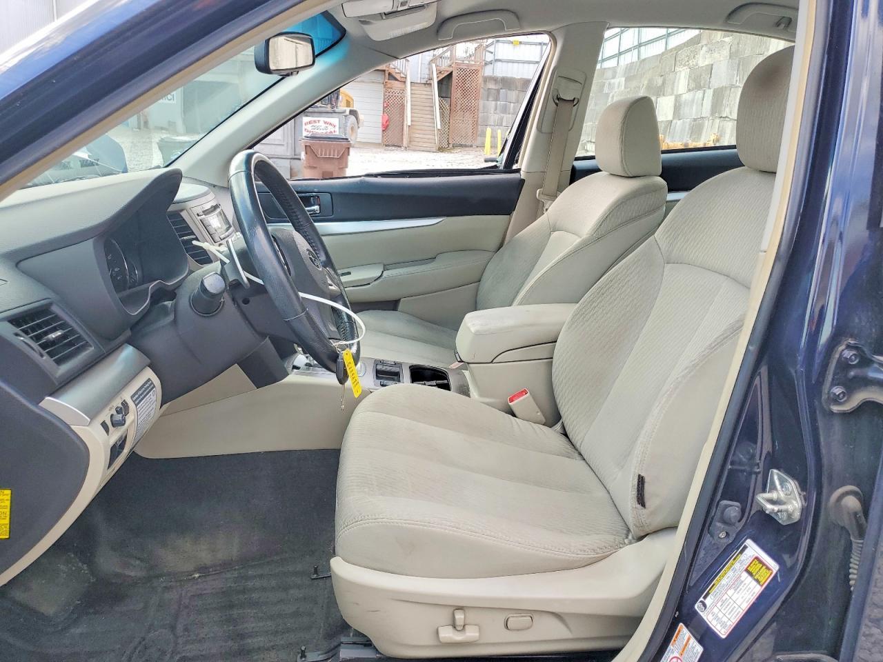2012 SUBARU Legacy