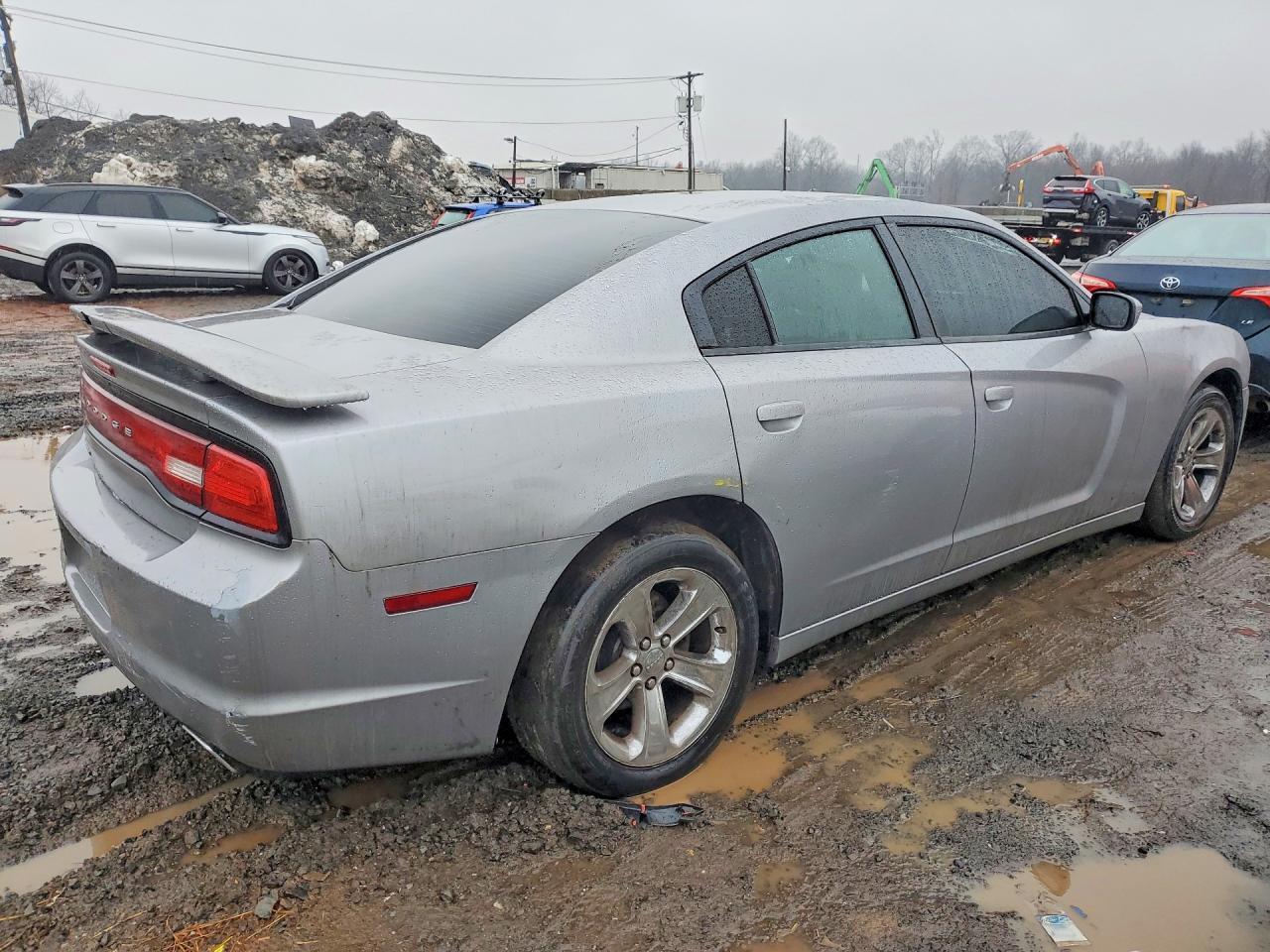 2013 DODGE CHARGER