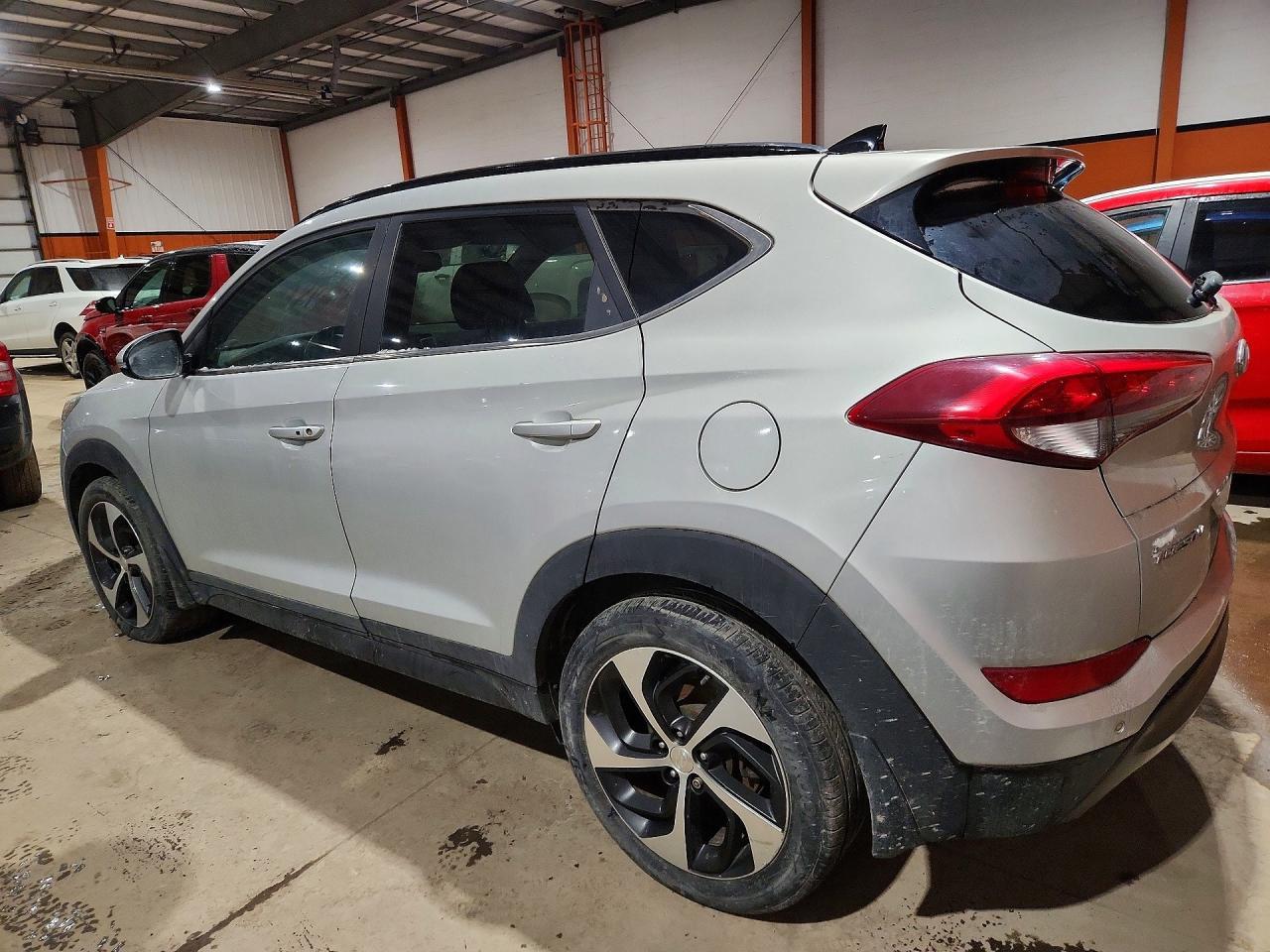 2016 HYUNDAI TUCSON