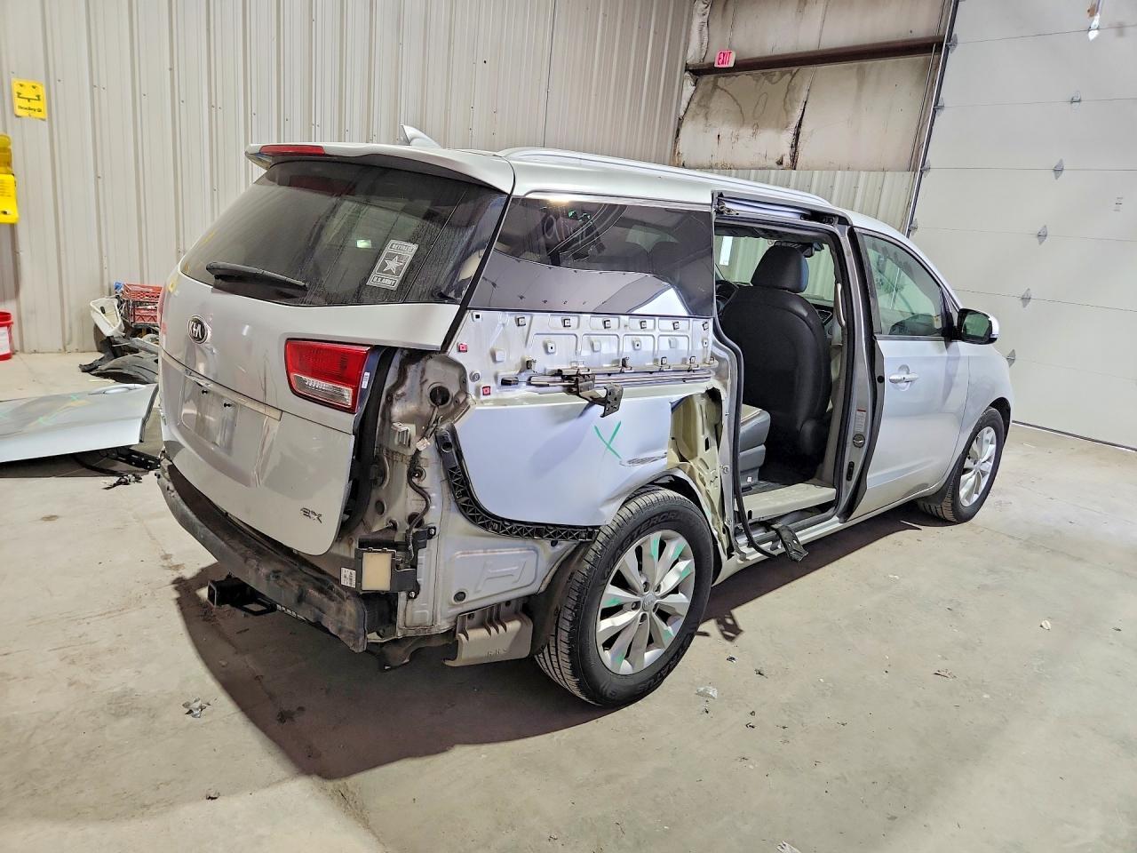 2018 KIA SEDONA