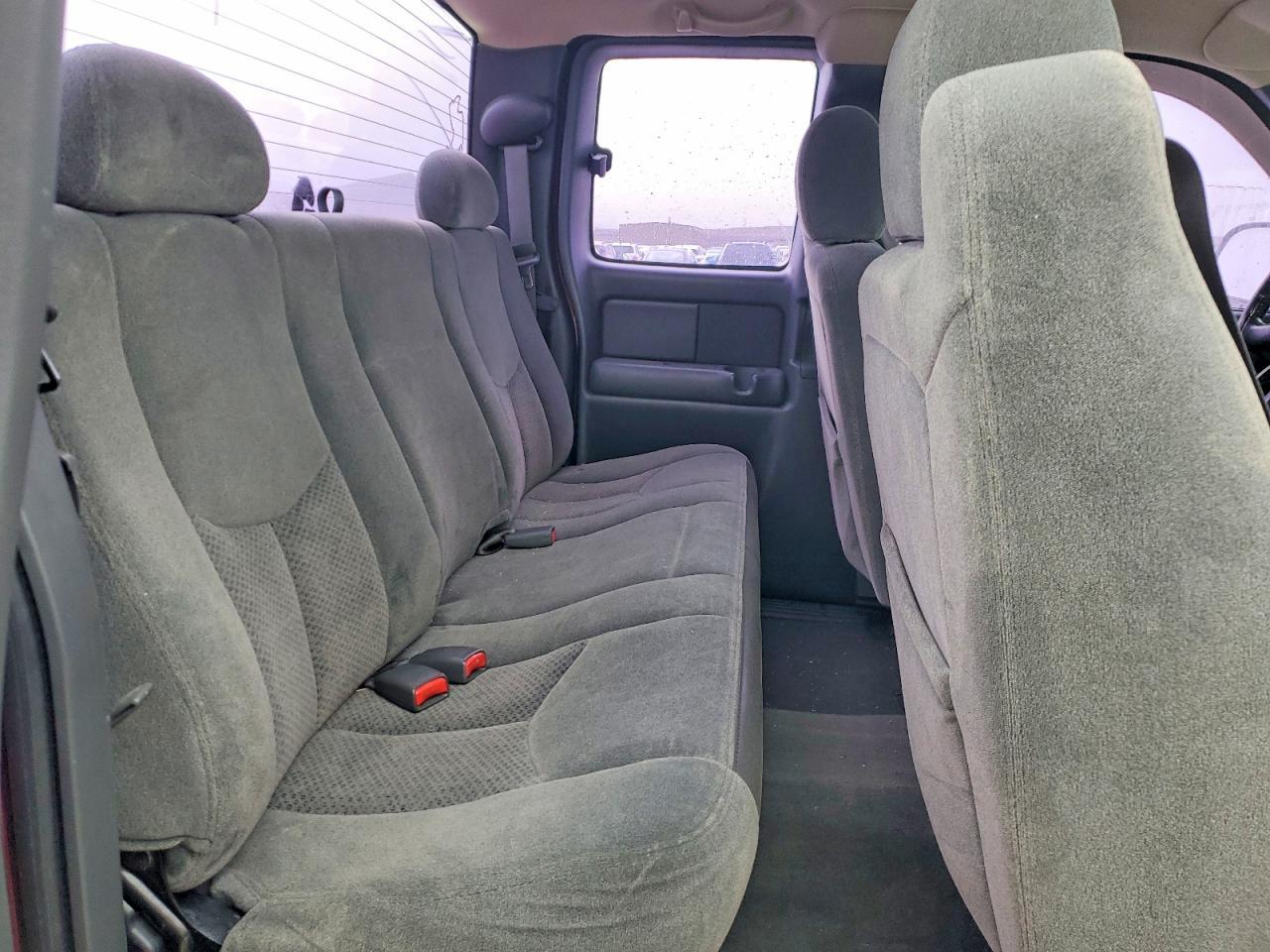 2004 CHEVROLET Silverado