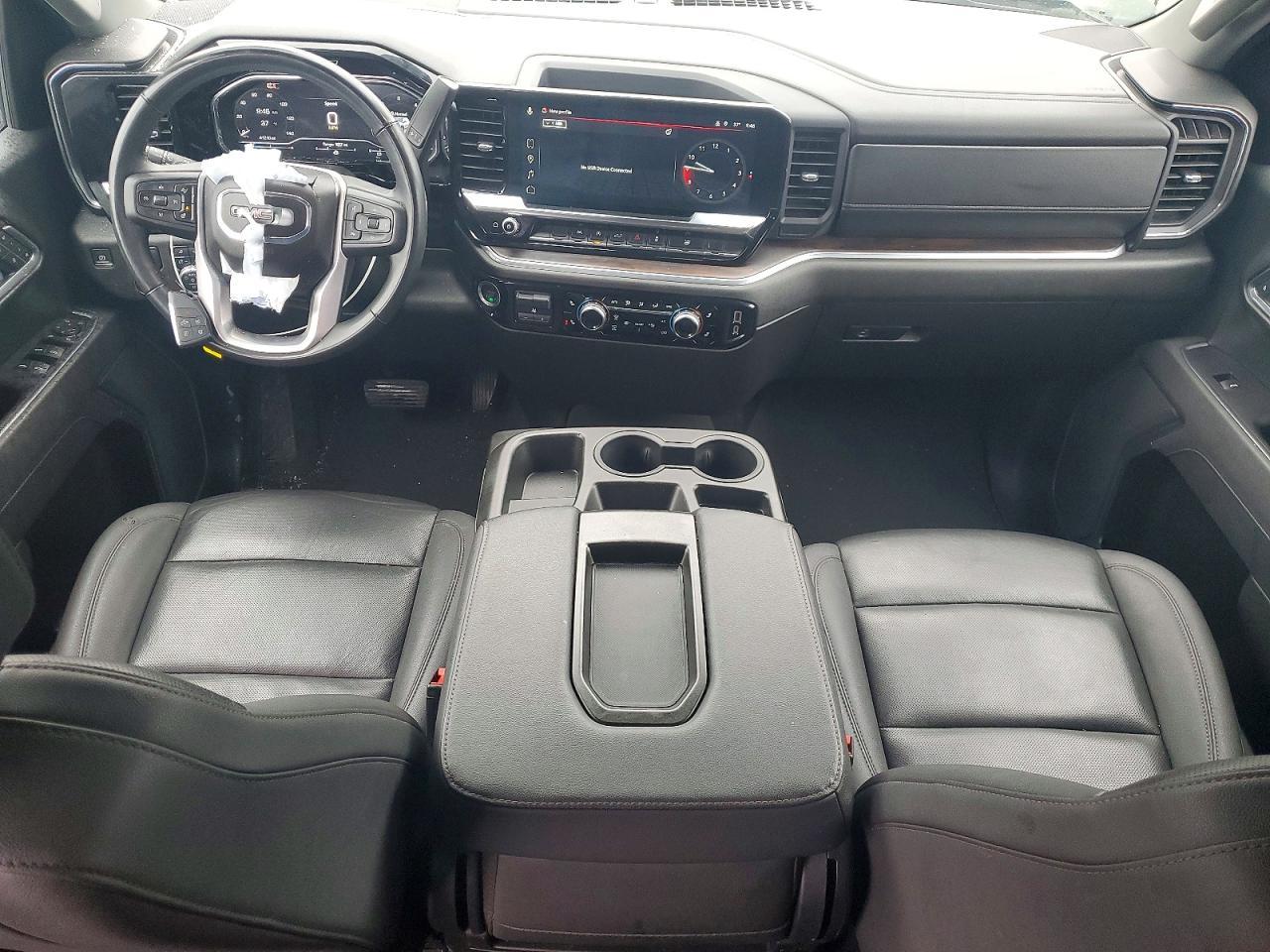 2025 GMC Sierra