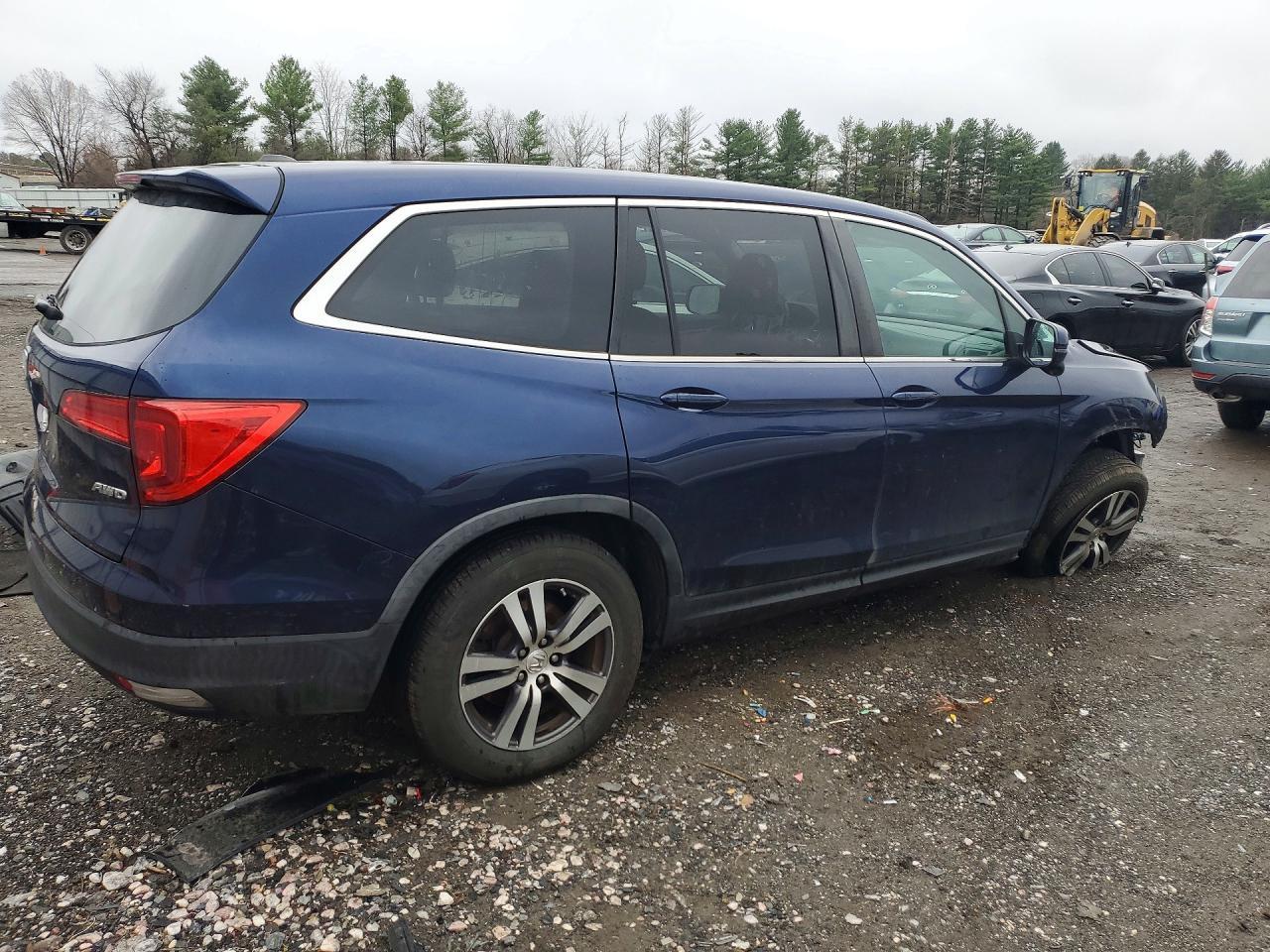 2017 HONDA PILOT