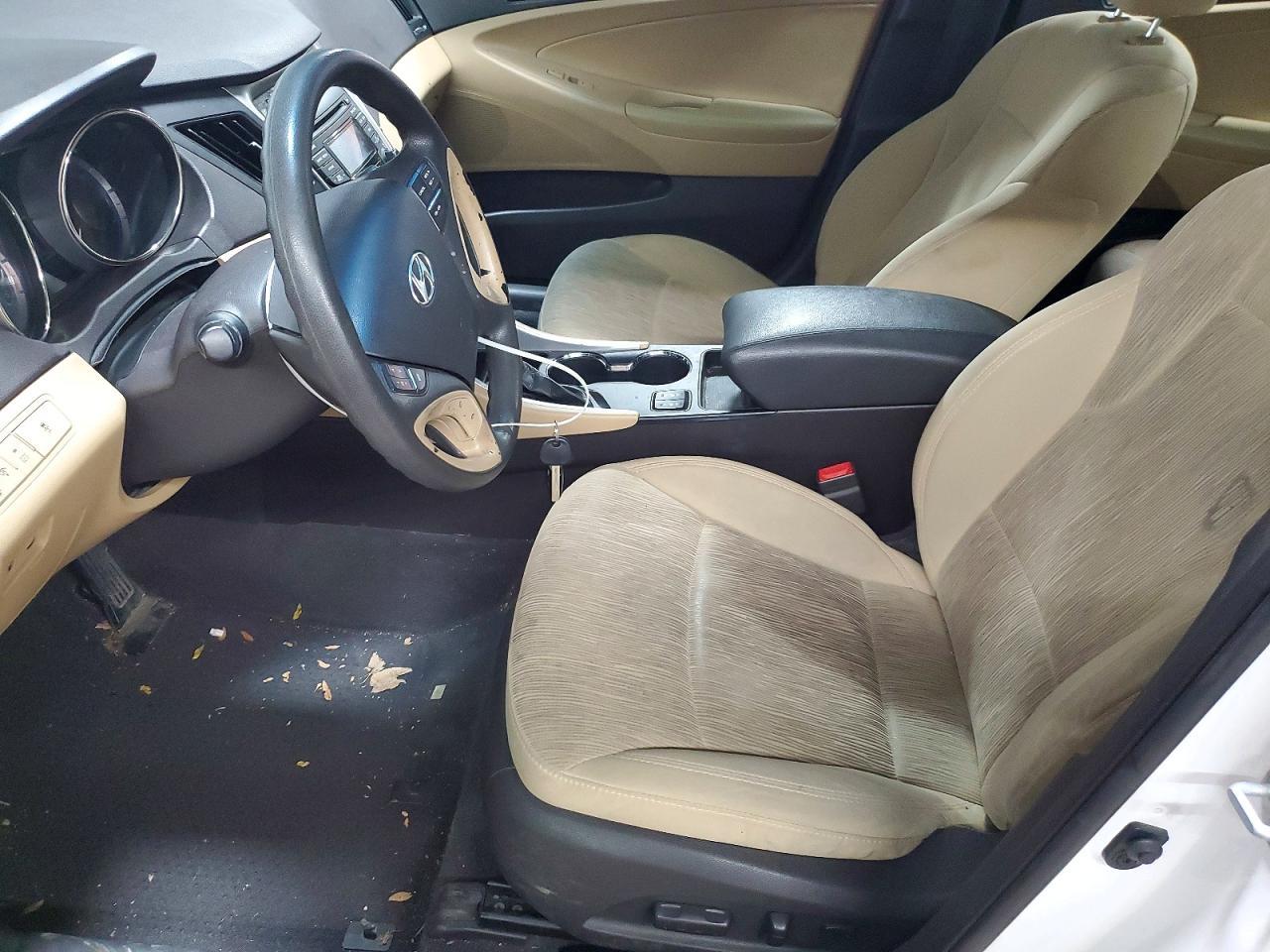 2013 HYUNDAI SONATA
