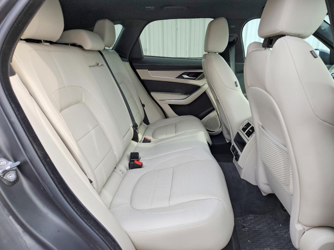 2024 JAGUAR F-Pace