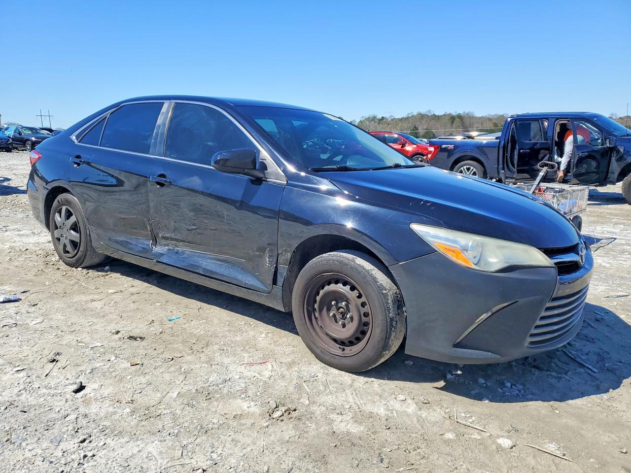 2017 TOYOTA CAMRY