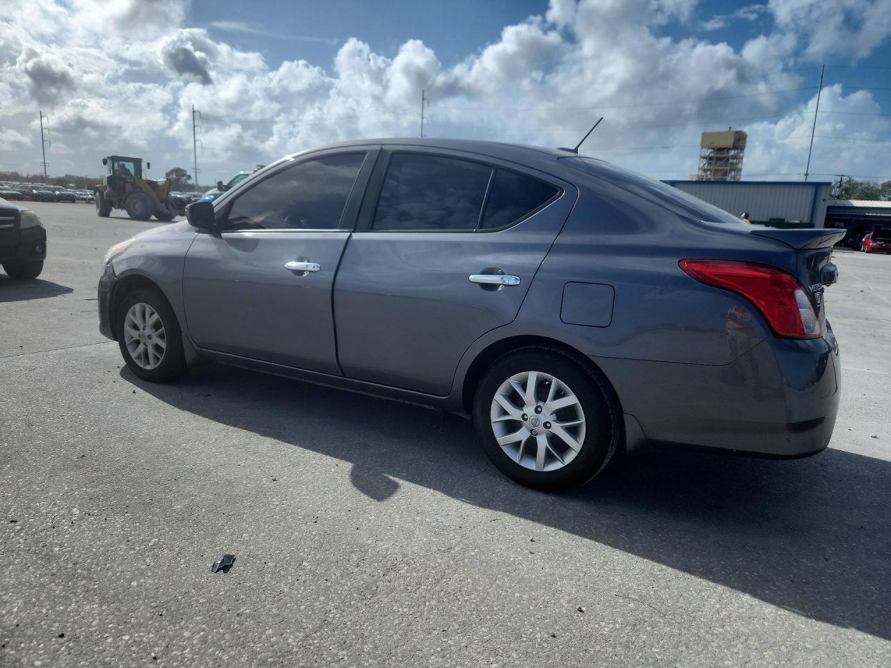 2018 NISSAN VERSA